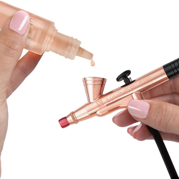 New Luminess SILK 4 in 1 Airbrush Foundation in Shade 050 - Picture 4 of 5